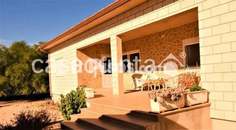 Casa – Catral