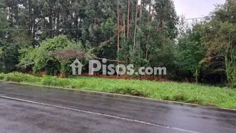 Terreno en venta en Paderne