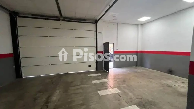 Local comercial en venta en Calle Juan de Toledo