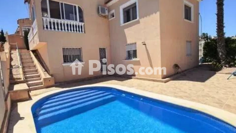 Casa – San Miguel de Salinas, Urbanización Las Filipinas