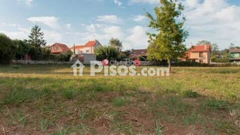 Terreno en venta en Mera-Serantes