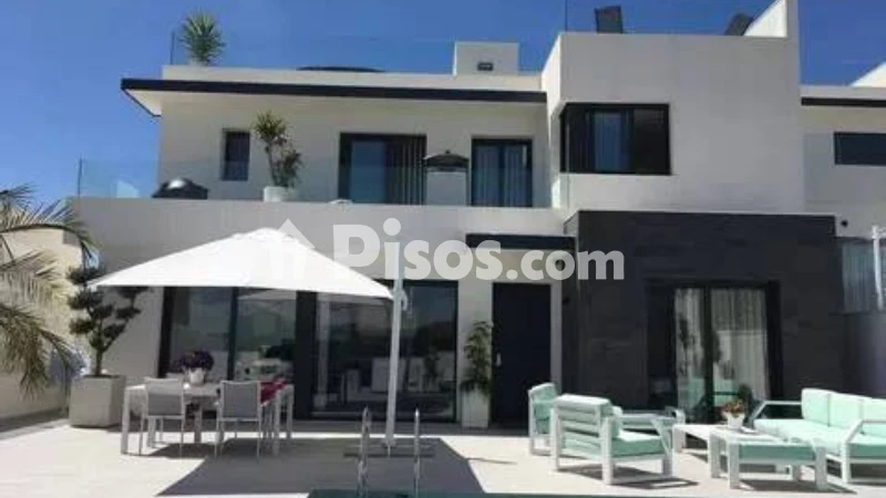 Casa – San Miguel de Salinas, Las Escalericas