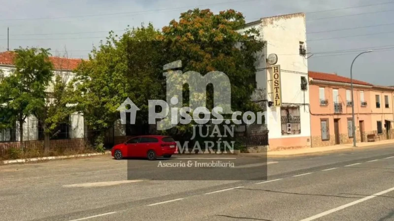 Edificio en venta en Carretera de Hellín
