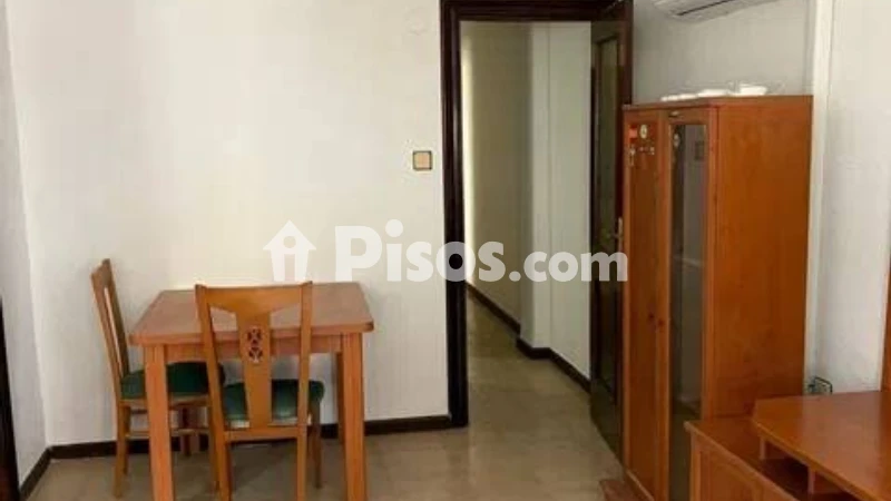 Fotografía del inmueble reportado: 700 €/mes — Almería, Almería