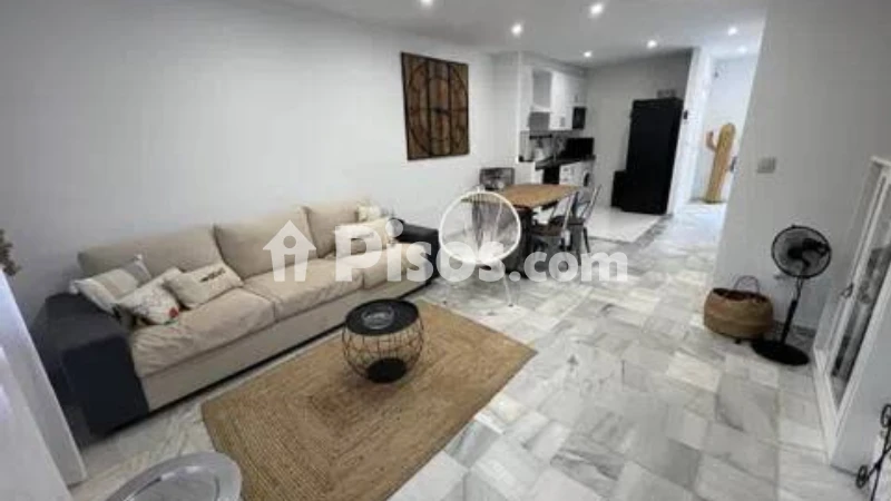Fotografía del inmueble reportado: 850 €/mes — Almería, Almería
