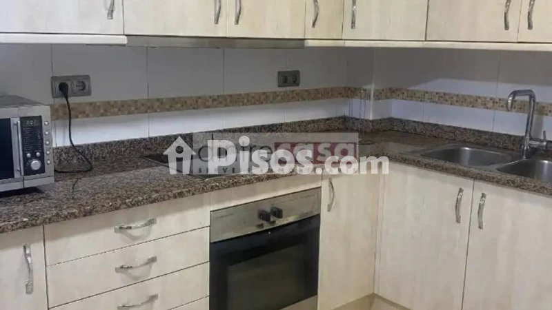 Fotografía del inmueble reportado: 700 €/mes — Barcelona, Barcelona