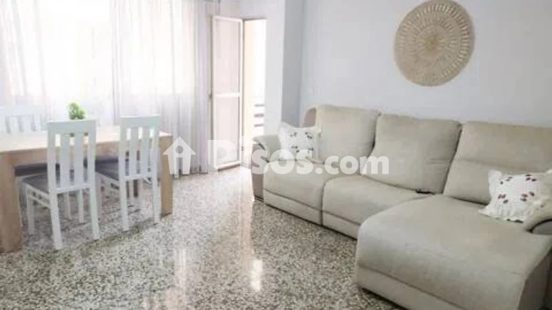 Fotografía del inmueble reportado: 1.000 €/mes — Valencia, Valencia