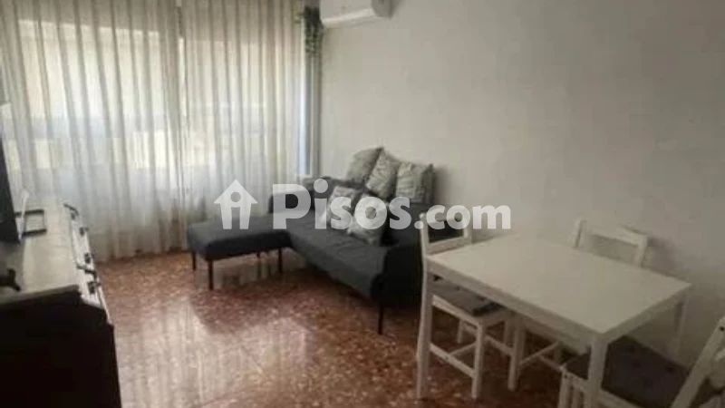 Fotografía del inmueble reportado: 750 €/mes — Almería, Almería