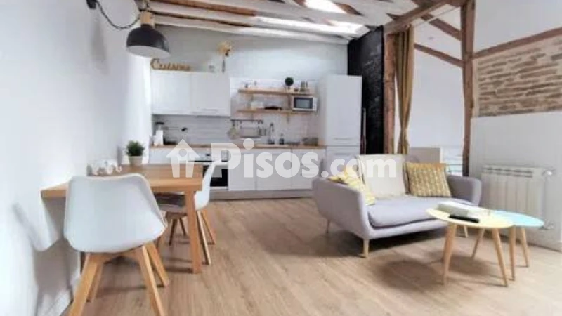 Piso en alquiler en Palacio