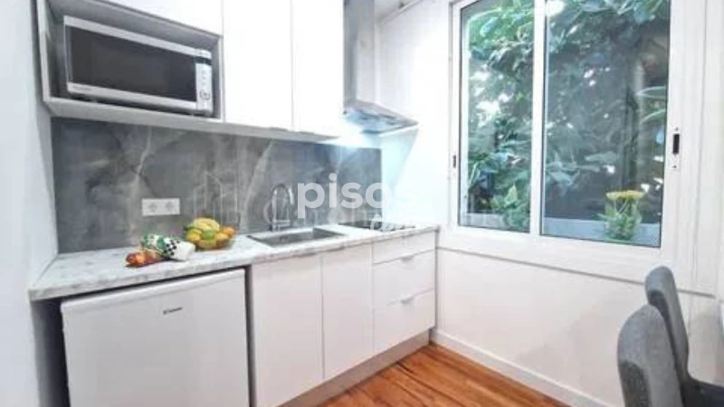 Piso en alquiler en El Raval