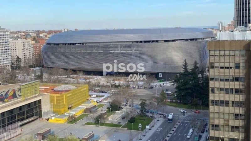 Piso en alquiler en Cuatro Caminos