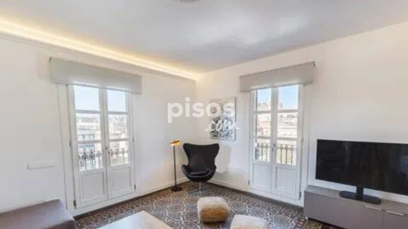 Piso en alquiler en Plaça de la Universitat