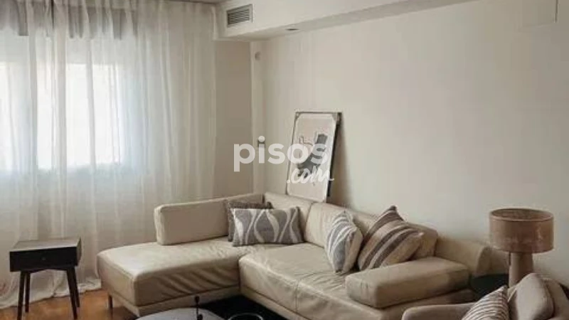 Piso en alquiler en Recoletos