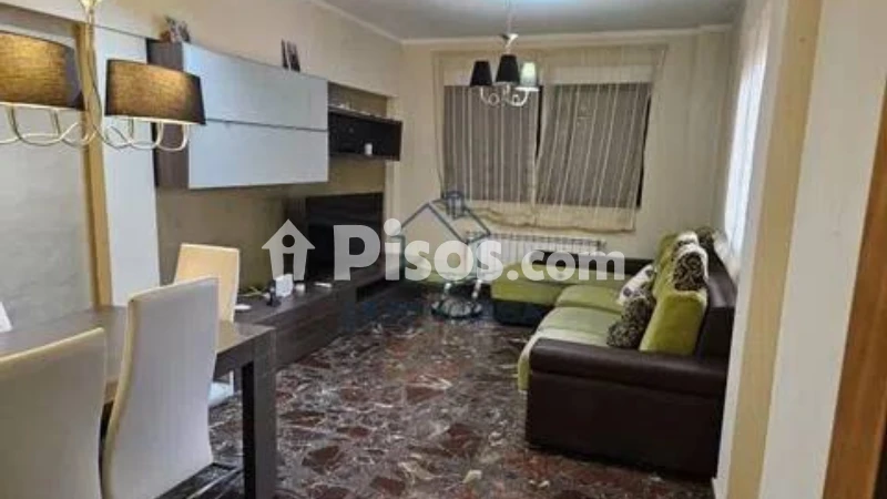 Casa – Hellín, Isso