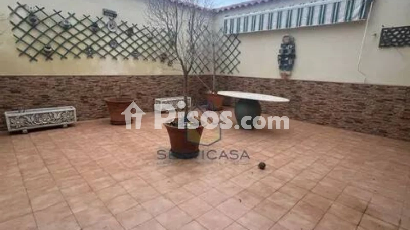 Casa – Hellín, Isso