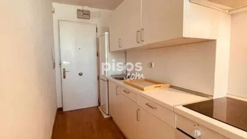 Piso en alquiler en Calle de la Princesa, cerca de Plaza de José Moreno Villa