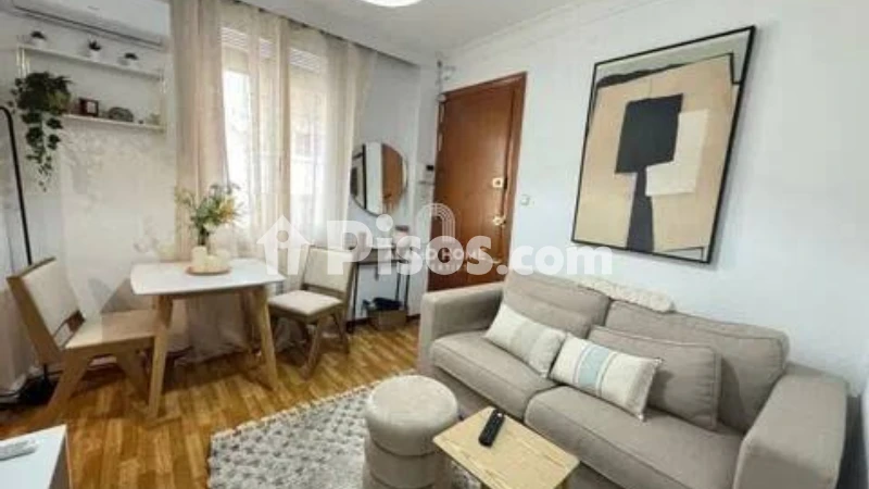 Piso en alquiler en Goya