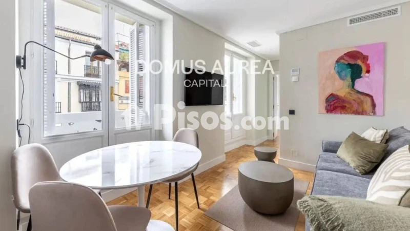Piso en alquiler en Sol