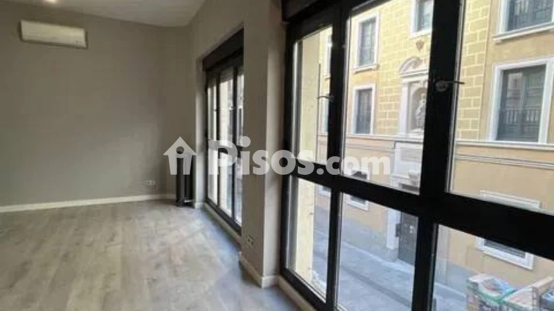 Piso en alquiler en Sol