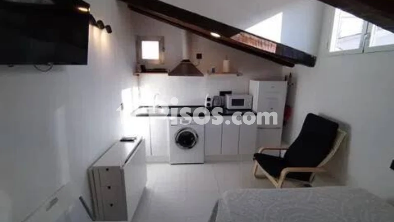 Estudio en alquiler en Calle de Manuel Fernández y González
