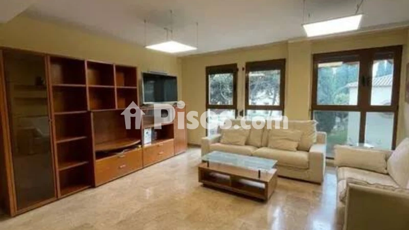 Piso en alquiler en El Pilar