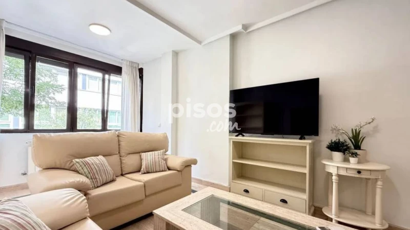 Piso en alquiler en Goya