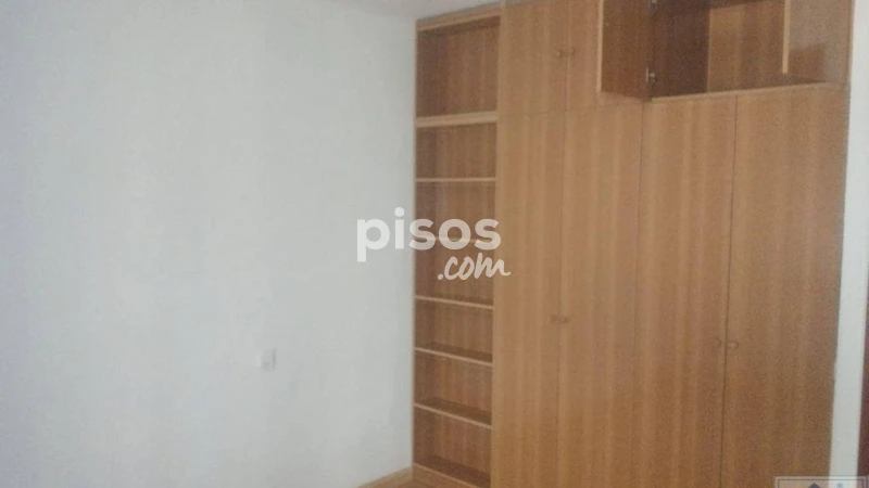 Piso en alquiler en Nueva Ciudad, Nueva Ciudad (Mérida) de 575 €<span>/mes</span>