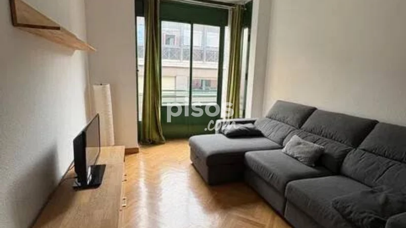 Piso en alquiler en Calle del Ángel