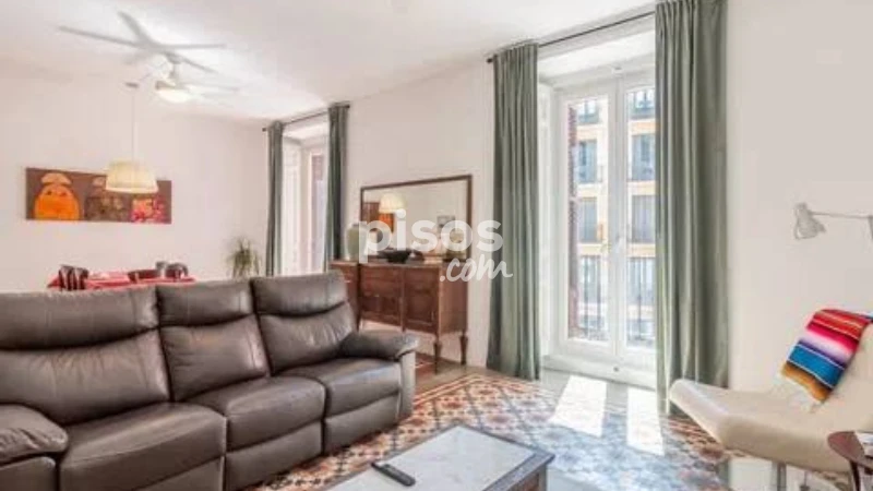 Piso en alquiler en Sol