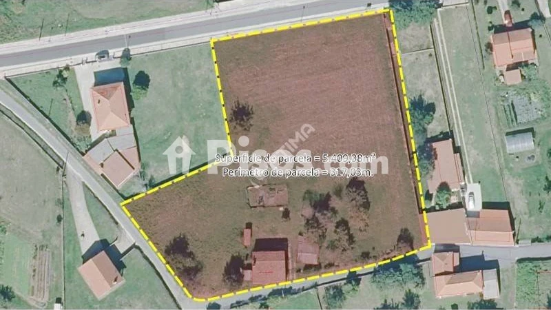 Terreno en venta en Oza-Cesuras