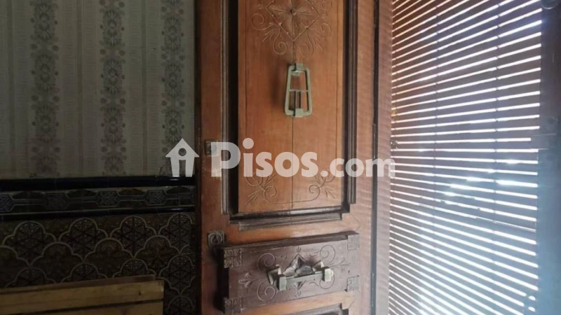 Casa – Elda, Barrio Las 300