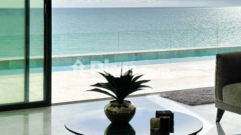 Pis – Altea, Urbanització Mascarat - Campomanes, Urbanització Serra d'Altea