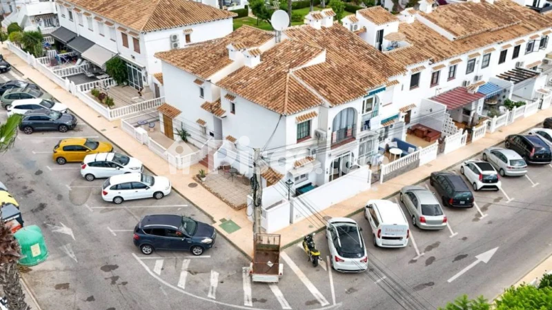 Casa – Torrevieja, Urbanización Los Balcones