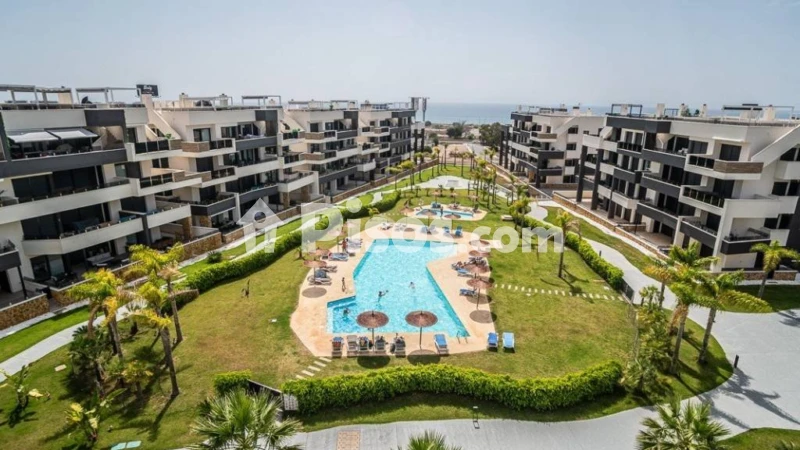 Pis – Orihuela, Alameda del Mar D-1, Urbanización Horizonte