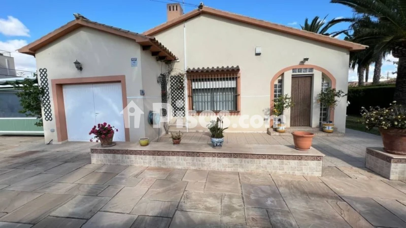 Casa en venta en Orihuela
