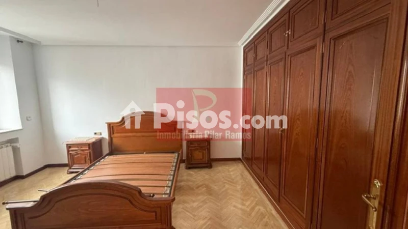 Fotografía del inmueble reportado: 1.200 €/mes — León, León