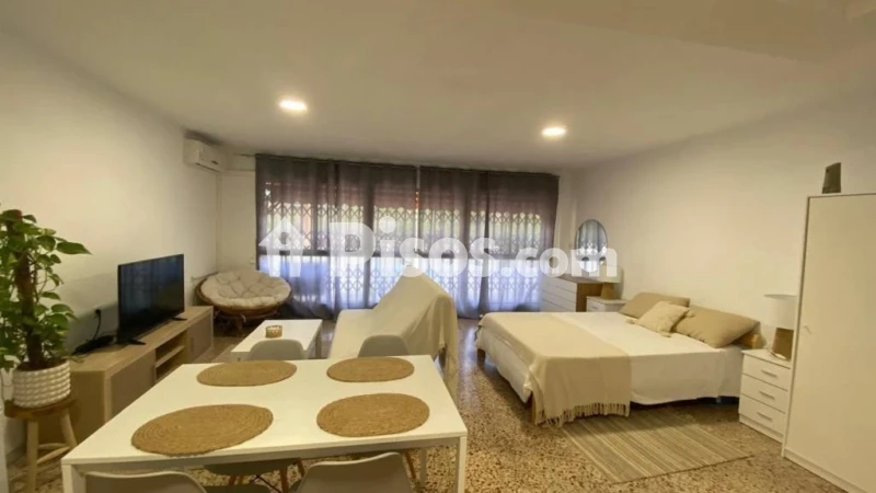 Fotografía del inmueble reportado: 700 €/mes — Alicante, Alicante