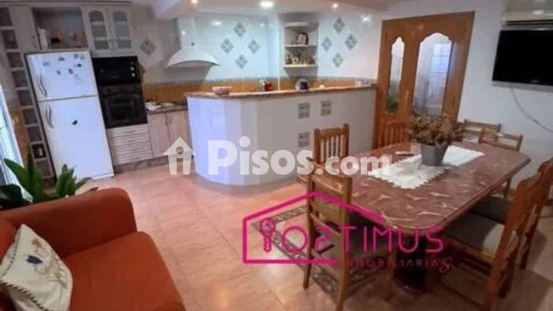 Fotografía del inmueble reportado: 900 €/mes — Valencia, Valencia