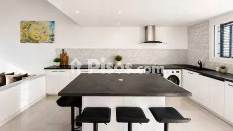 Fotografía del inmueble reportado: 3.000 €/mes — Girona, Girona