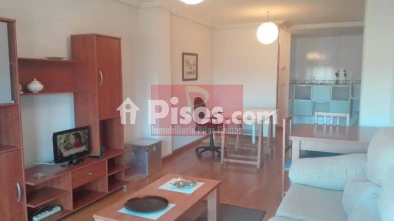 Fotografía del inmueble reportado: 750 €/mes — León, León