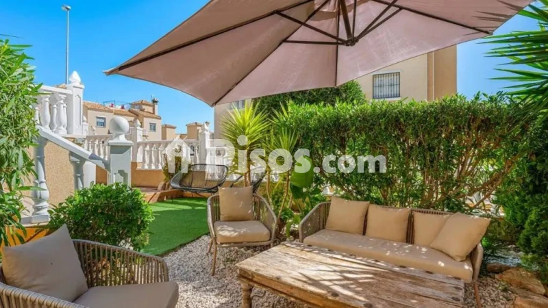 Chalet en venta en Orihuela