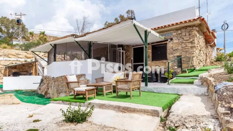 Kuća, 145 m²