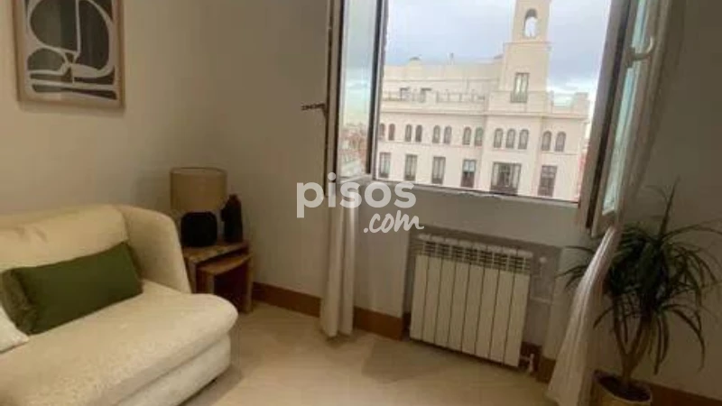 Piso en alquiler en Sol