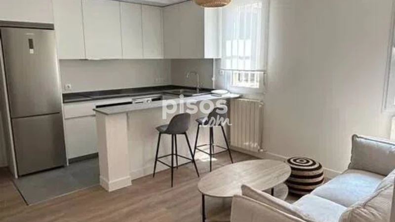 Piso en alquiler en Almagro