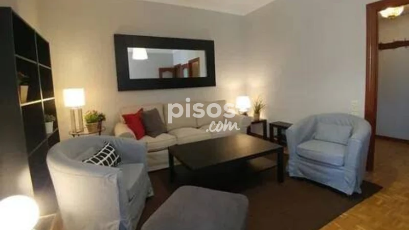 Piso en alquiler en Castellana