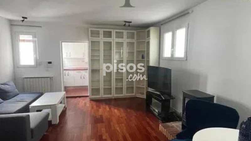 Piso en alquiler en Calle de Arrieta