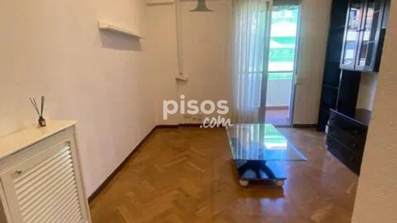 Piso en alquiler en Goya