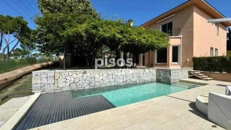 Chalet en alquiler en Madrid Capital