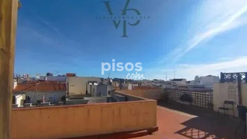 Ático en alquiler en Goya