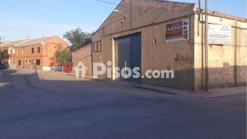 Nave industrial en venta en Tobarra